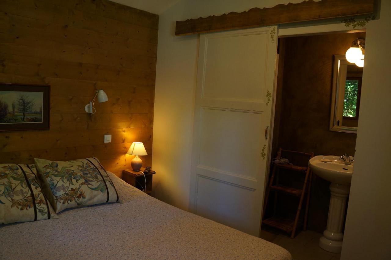 La Maison Des Chartreux Brives-Charensac Bagian luar foto